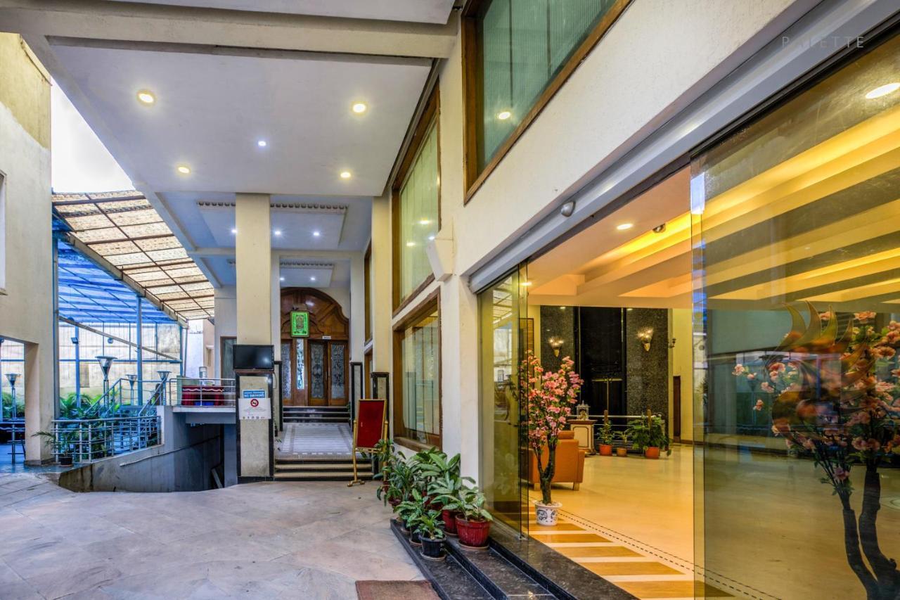 Golden Metro Hotel Bangalore Extérieur photo
